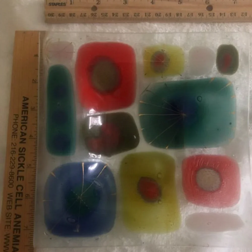 Beautiful Fused Art Glass Square Bowl - Picture 5 of 5